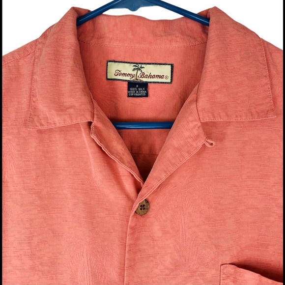 Tommy Bahama Men’s Small Hawaiian Shirt Pink - Picture 2 of 10
